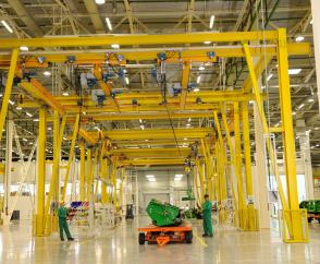 EPDE suspension cranes and 1-tonne DR rope hoists 